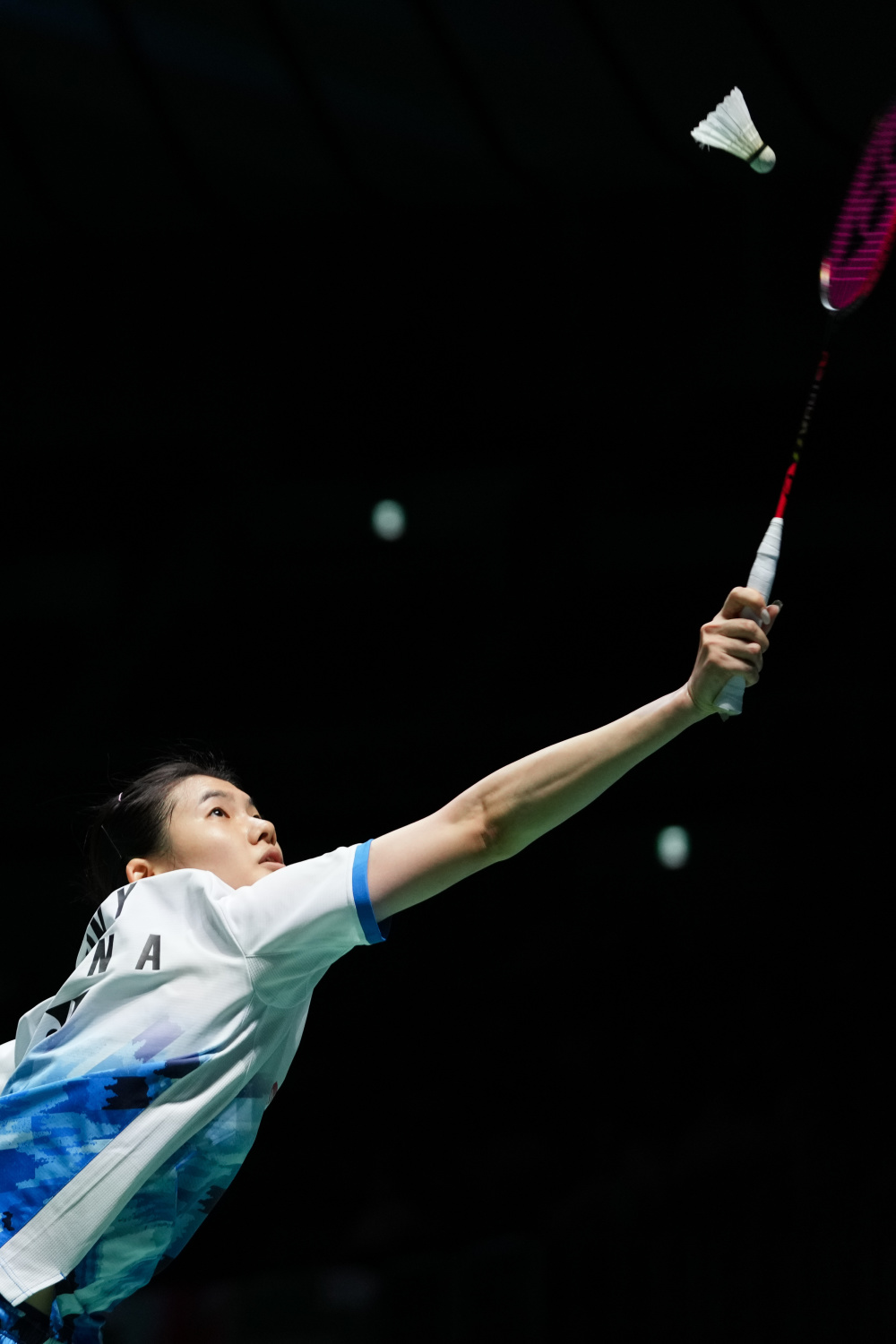 崭露头角 崭露头角